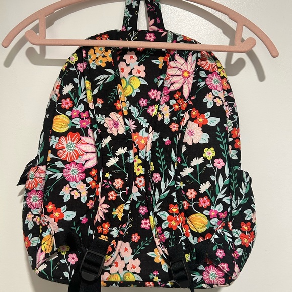 NWOT Vera Bradley Backpack - Picture 3 of 5
